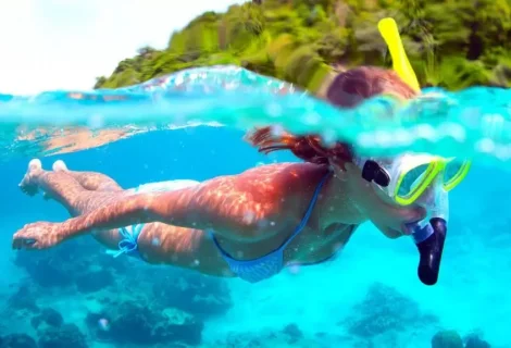 Snorkelling water 